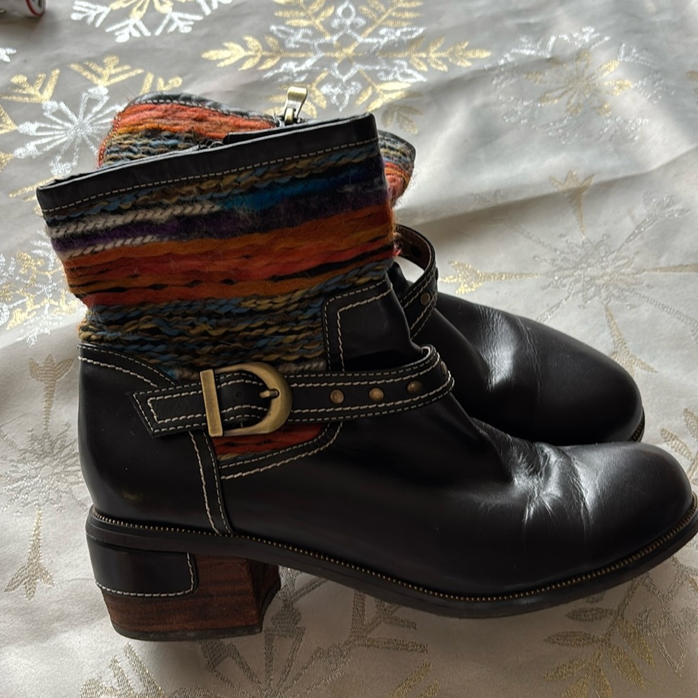 L’Artiste boots size 39 in good used condition.